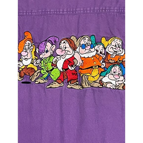 Vintage Disney Dwarf Embroidery Shirt M Purple Theme Park Classic Retro - Picture 1 of 12